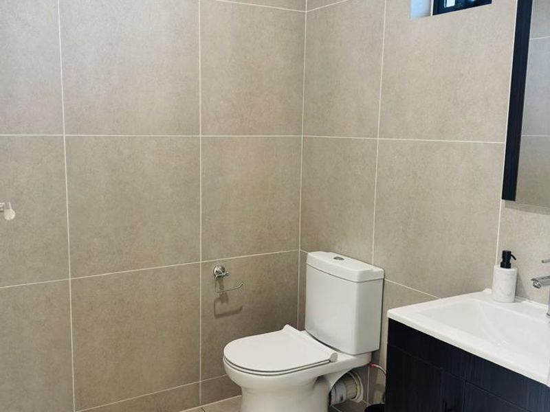 Emerald Skye - Photo 5