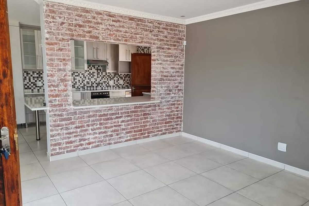 Step into this beautiful maintained and very neat family home, perfectly located in Extension 6, Okahandja. - Photo 2