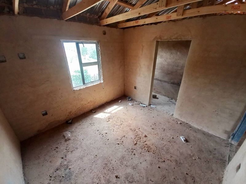 15 rooms incomplete house in West Park - Photo 7