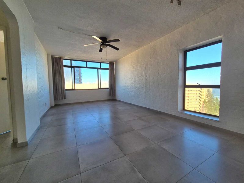 Sea views modern unit - Photo 4