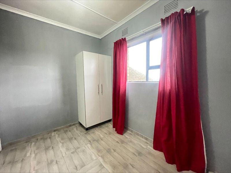 Modern Bachelor Flatlet with Separate Kitchen &amp; Parking – All Inclusive in Reservoir Hills - Photo 5
