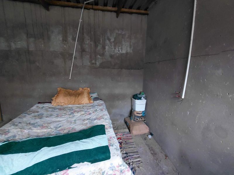 Transform This Fixer-Upper into Your Dream Home Near Eyethu Mall!" - Photo 4