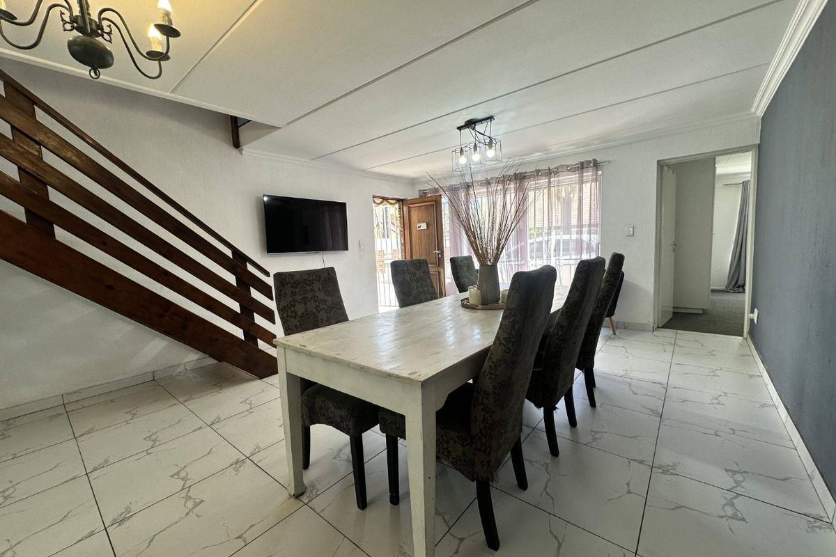 Beautiful 3-bedroom home in the secure Ashdown Forest Estate, Eden Glen. - Photo 4