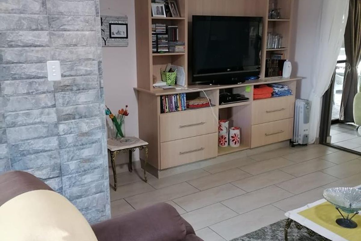 2 Bedroom Home in Retirement Village, Mookgophong - Photo 4