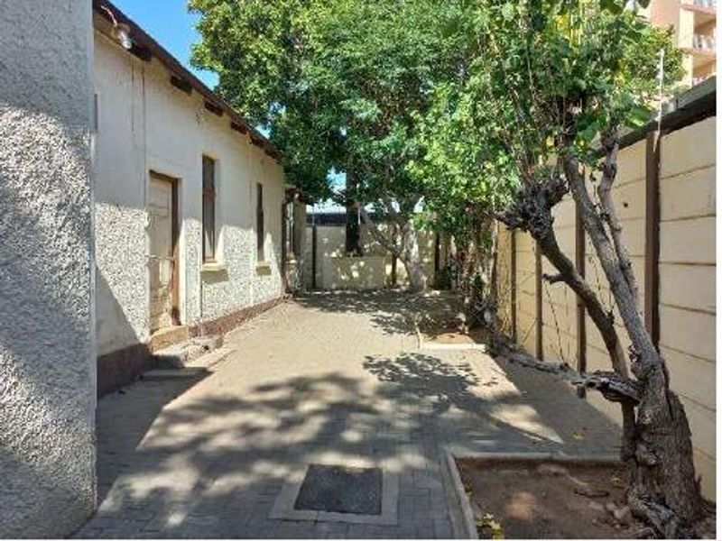 Commercial Property for Sale – Prime Business‐Zoned Erf in the Heart of Windhoek - Photo 7