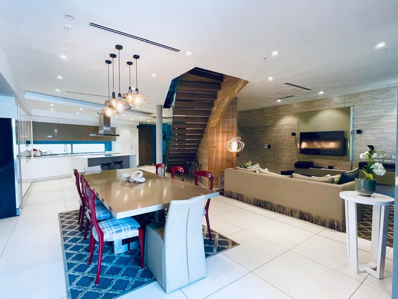 2 Bed Furnished Penthouse on Sandown - Photo 1