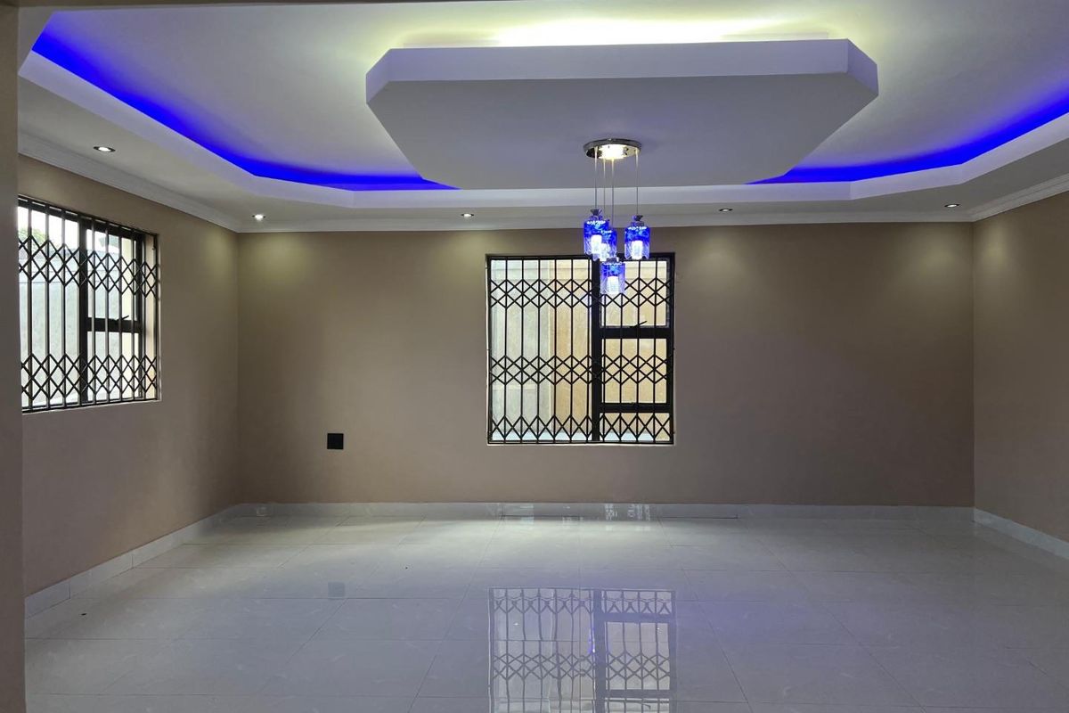 2 Bedroom House to Rent in Edleen Kempton park - Photo 5