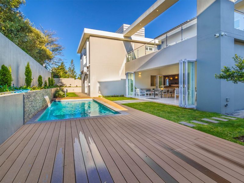 Unveiling Serenity: Luxurious Living at Its Finest in Waterfall Country Estate. - Photo 8