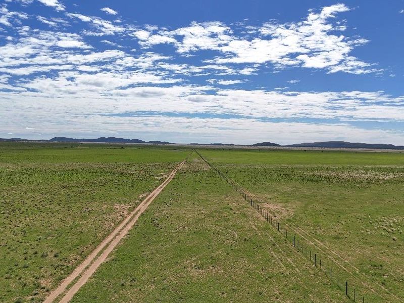 Namibia's Hidden Gem: Unveiling an Exclusive Farm Paradise - Photo 2