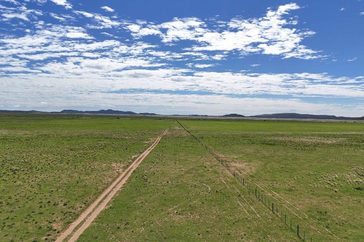 Namibia's Hidden Gem: Unveiling an Exclusive Farm Paradise - Photo 2