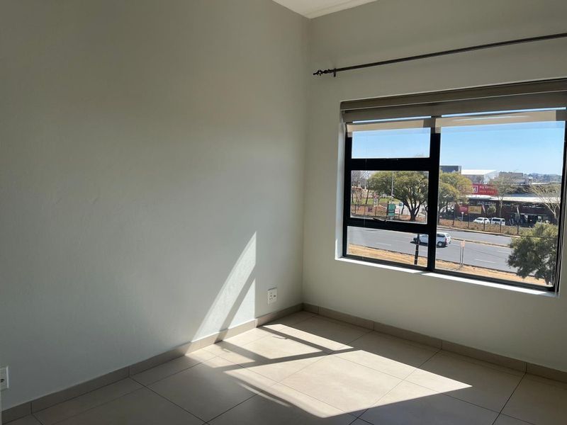 THREE BEDROOM APARTMENTAVAILABLE IN ISABEL ESTATE - Photo 8