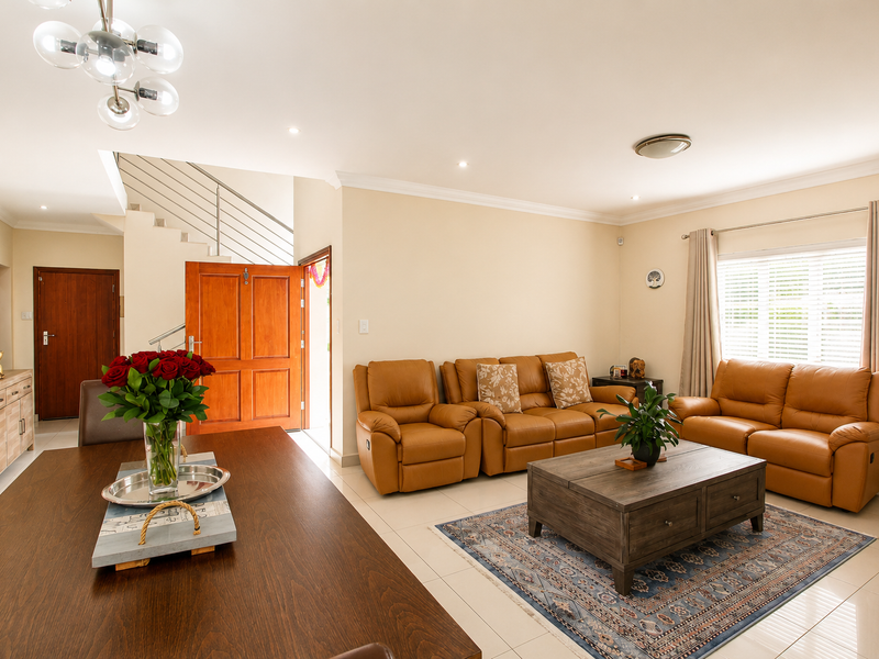 Elegant Family Duplex in Blue Valley Golf Estate - Photo 7