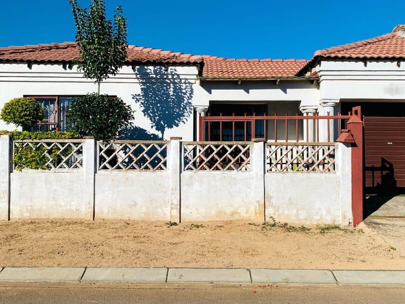 3 Bedroom House for Sale in Soshanguve - Photo 4