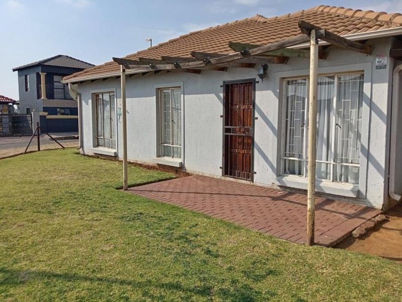 3 Bedroom House For Sale in Vanderbijlpark CE 7 - Photo 6