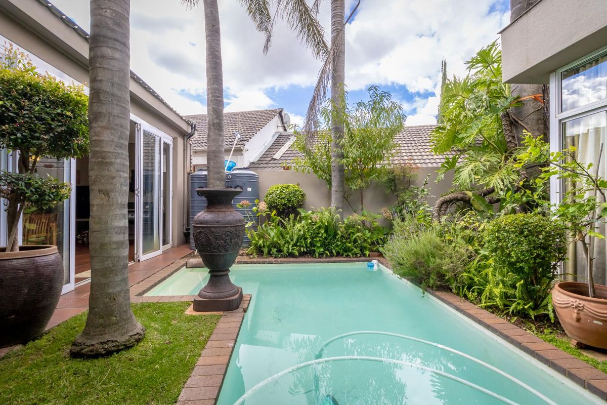 Charming Multi-level Property in Westdene - Photo 4