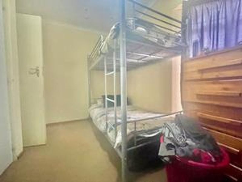 Perfect Family Home in Prime Birch Acres Location! - Photo 6