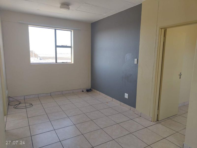 Your New Beginning: 2-Bed Apartment in Meadowlands - Photo 3