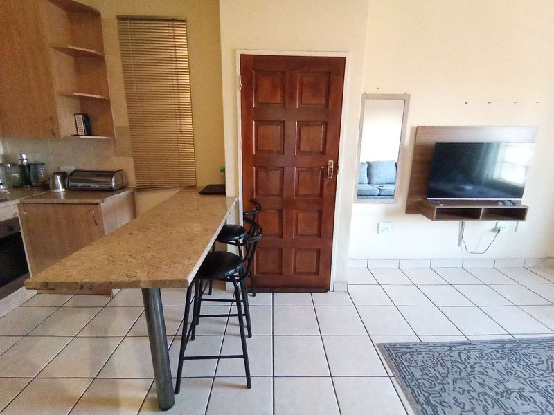 1 Bedroom apartment in NORKEM PARK EXT 2 - Photo 2
