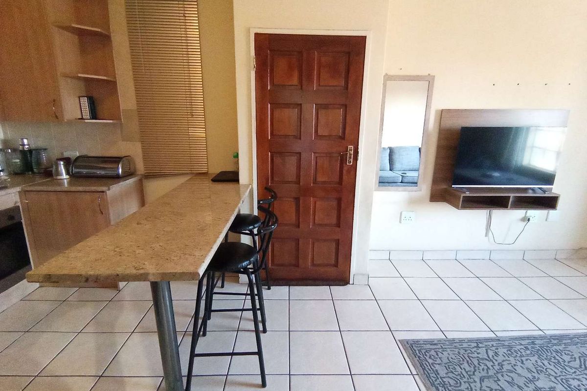 1 Bedroom apartment in NORKEM PARK EXT 2 - Photo 2