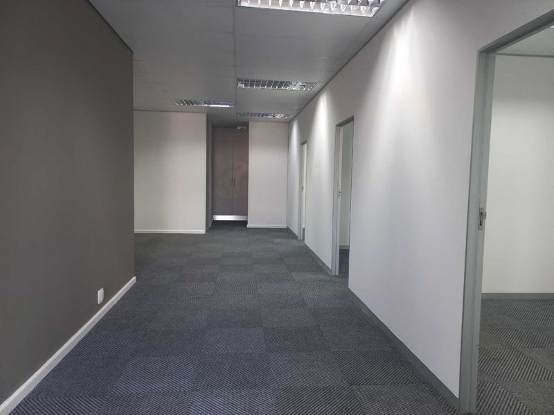Office space available immediately, just off William Moffett Expressway! - Photo 4
