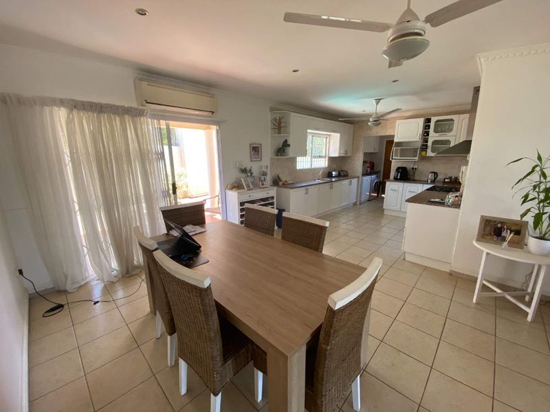 Hendra Estates - Stunning, Pet-Friendly Simplex With Private Pool in Somerset Park To Rent - Photo 5