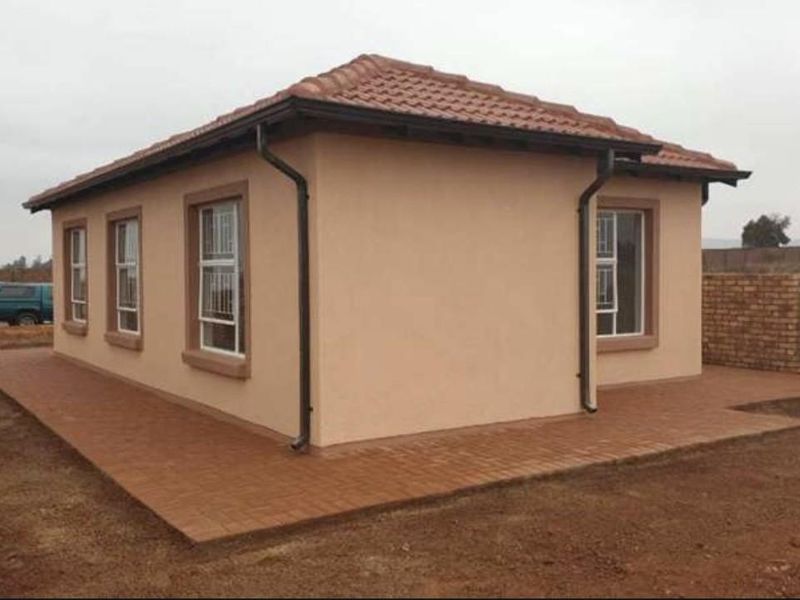 Own your brand-new full title home from just R7 500 per month. - Photo 1