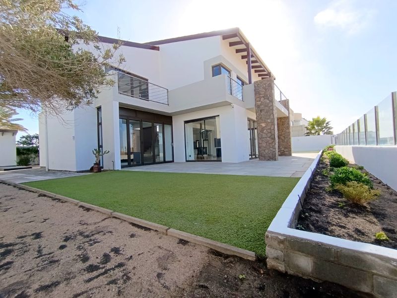 LUXURY FOR SALE | RIVERSIDE, KRAMERSDORF – SWAKOPMUND - Photo 2