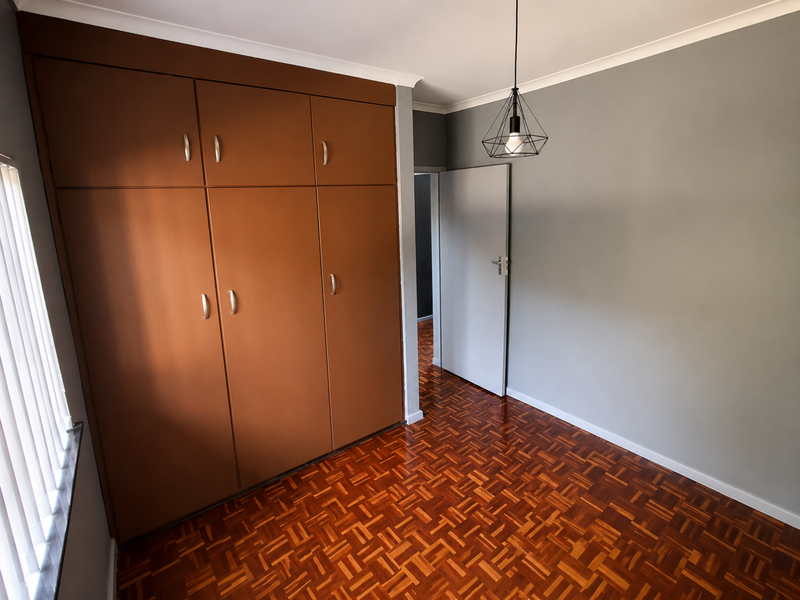 3 Bedroom Townhouse in Silverton - Photo 9