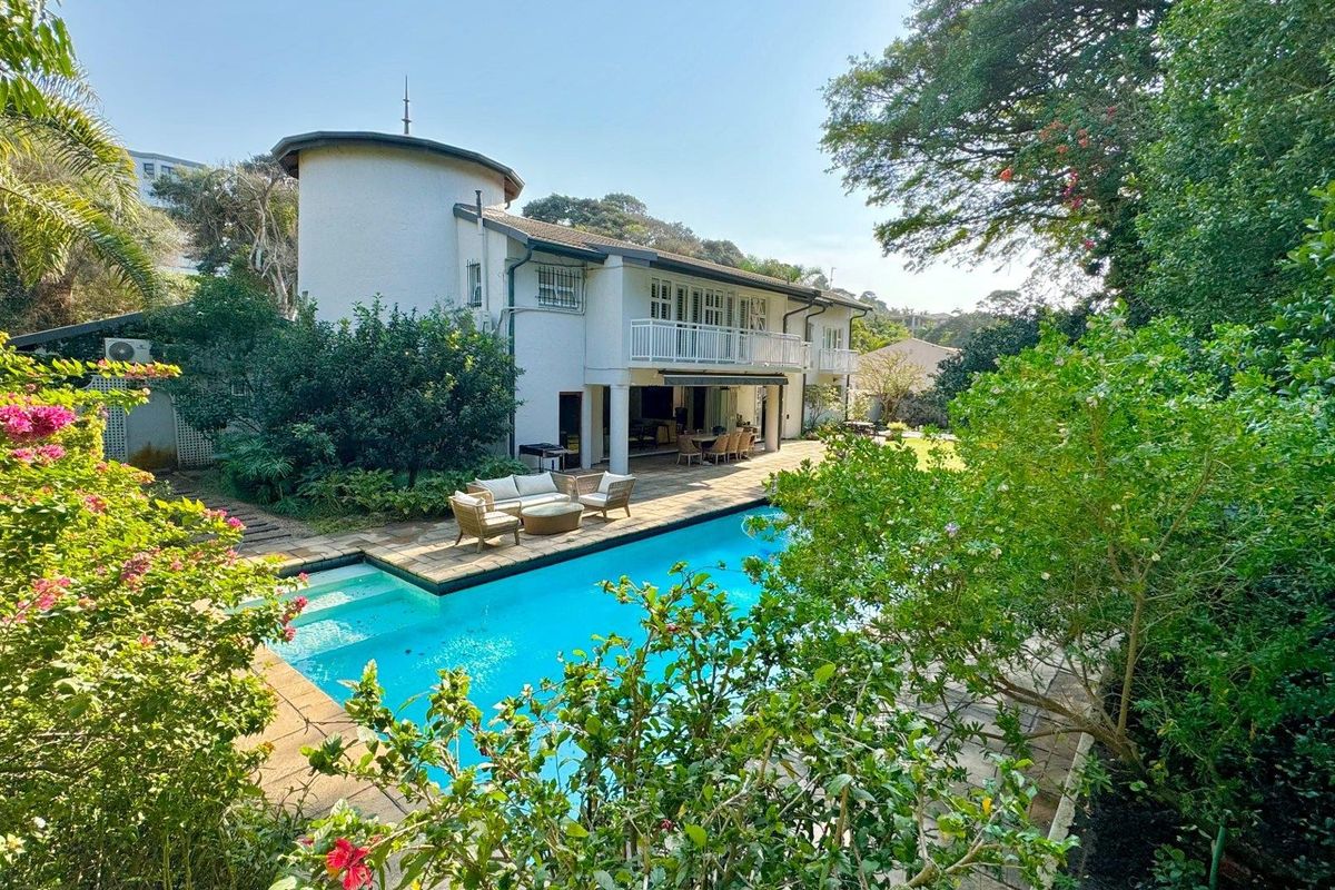 A beautiful home in the heart of Umhlanga Rocks!!! - Photo 2
