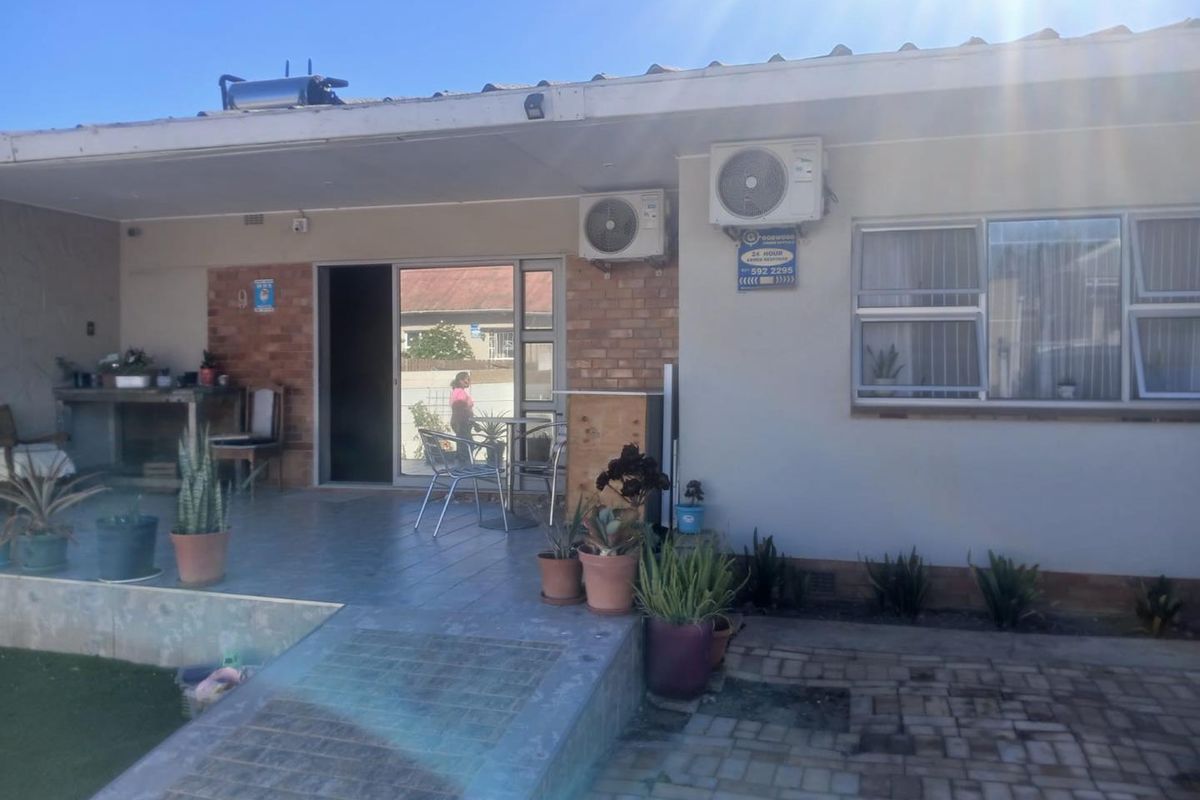 4 Bedroom house in Avondale Parow - Photo 4