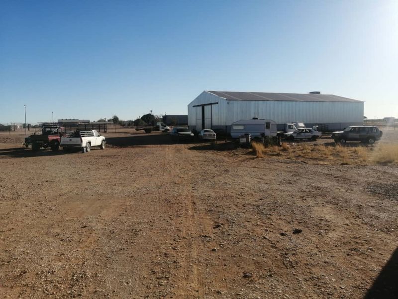 INDUSTRIAL PROPERTY WITH POSSIBILLITIES FOR SALE IN MARIENTAL - Photo 3