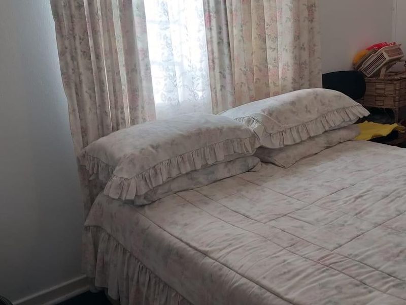 Lovely 3-Bedroom Family Home for Sale in Koingnaas - Photo 8