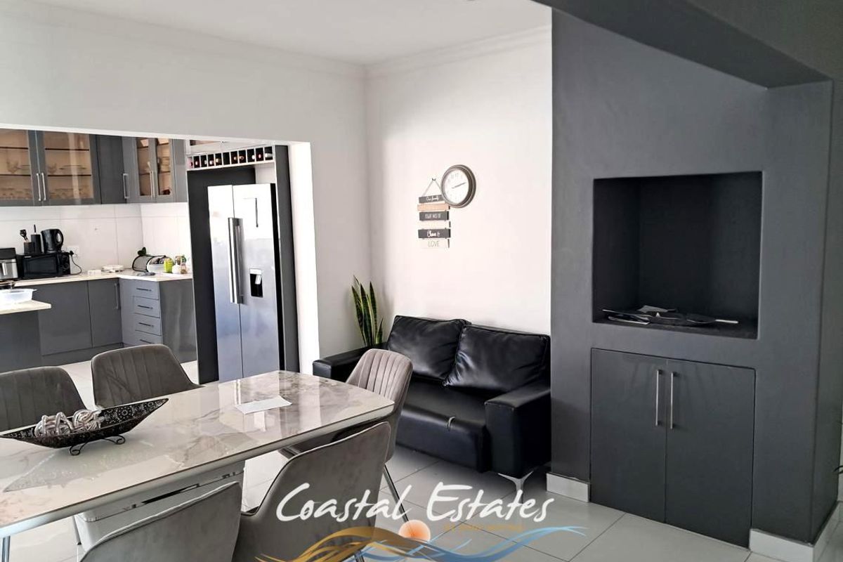 3 Bedroom house in Extension 14 - Photo 5