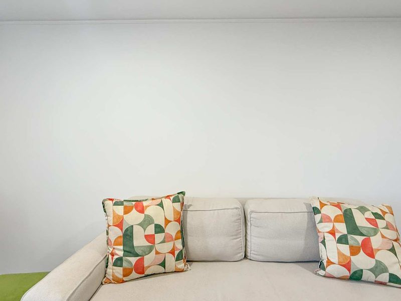 One bedroom Furnished Apartment - Photo 9