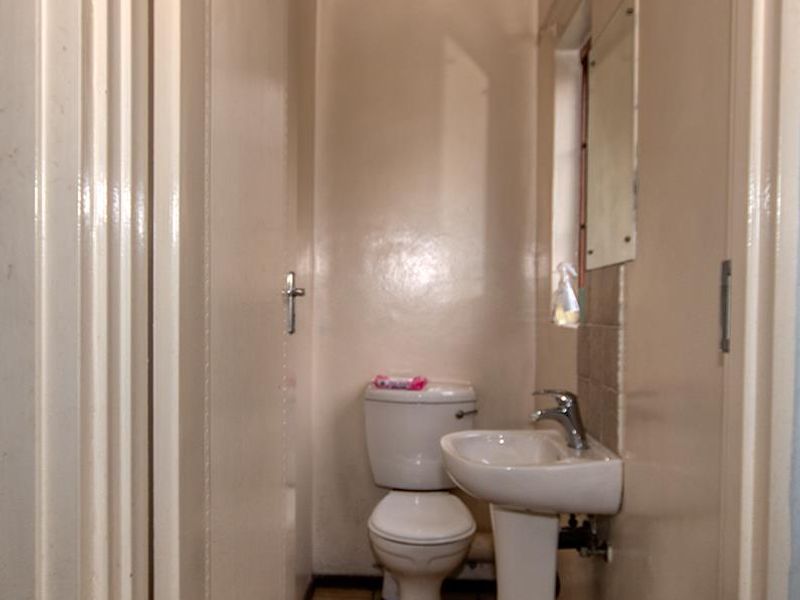 3 Bedroom Meyersig duplex for sale! - Photo 10