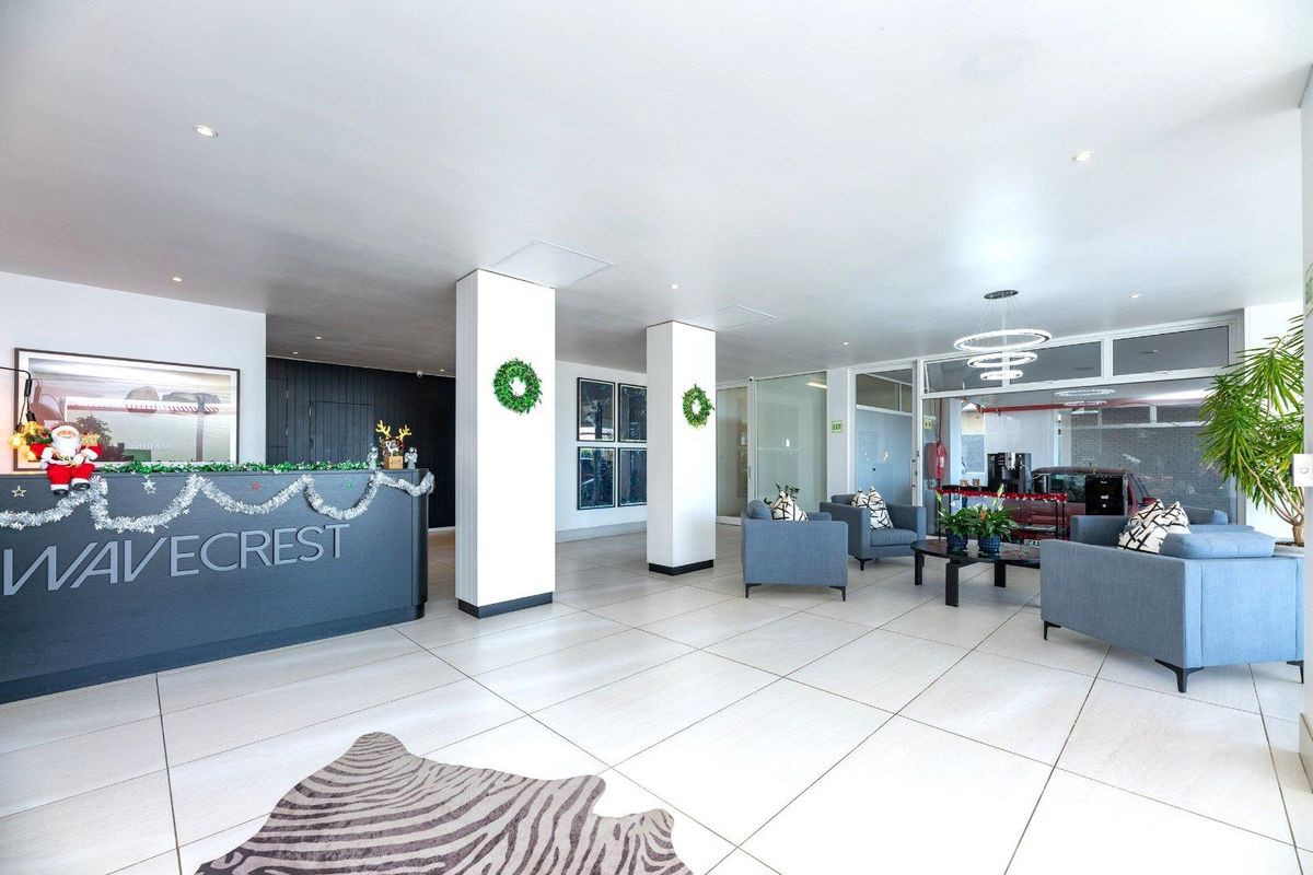 Make an offer on most sought after 2 Bedrooms on the Beach Front Sea Point - Photo 3