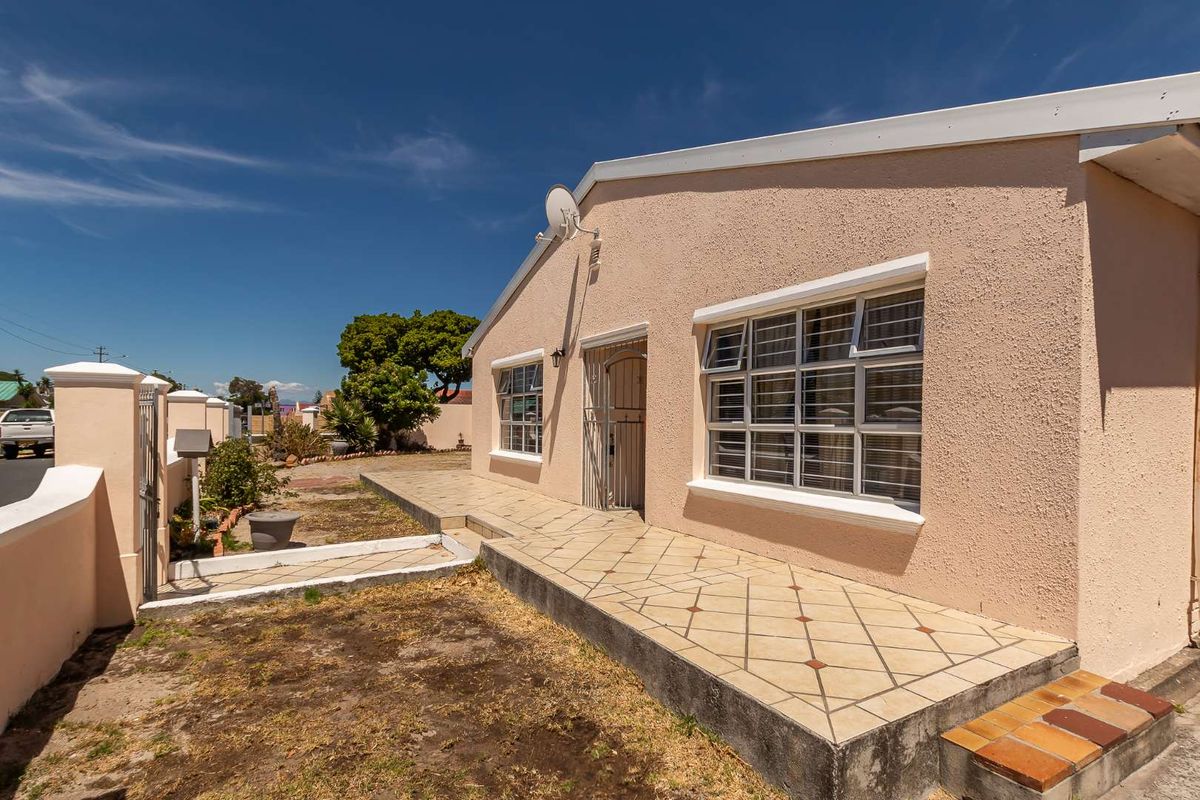 Investors, Corner plot, 2-3 Separate units - Photo 4