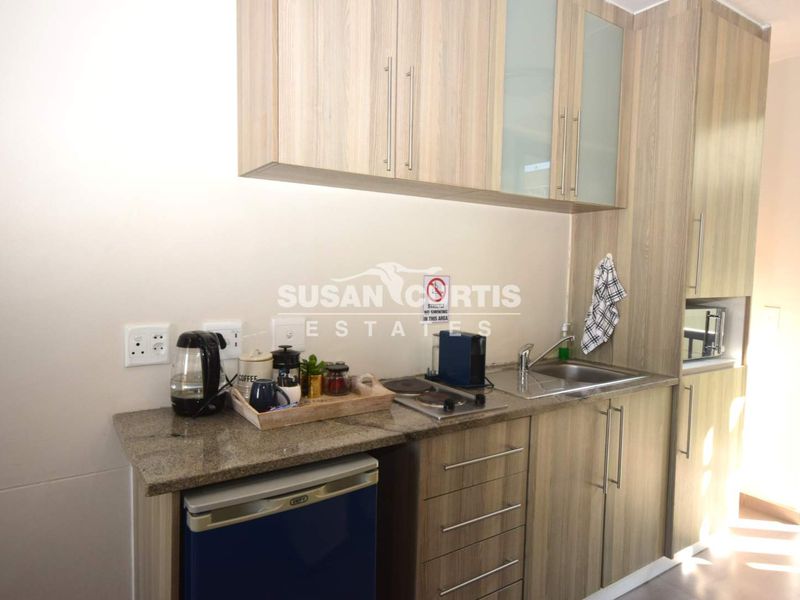 FULLY FURNISHED AND EQUIPPED SELF- CATERING APARTMENT  FOR SALE IN CBD - Photo 5