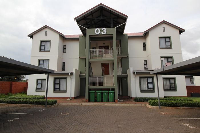 Property #2477408, Apartment For Sale in Golden Fields Estate