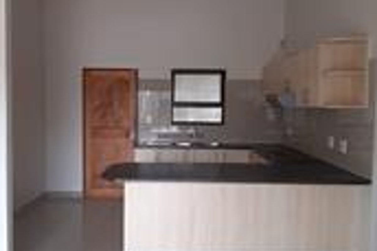 2 Bedroom Townhouse For Sale in Okahandja well under Valuation - Photo 2