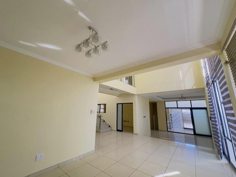 Executive Family Home To Rent Kleine Kuppe - Photo 1