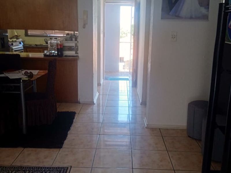 Secure 2 Bedroom Apartment for Sale in Florida - Photo 8