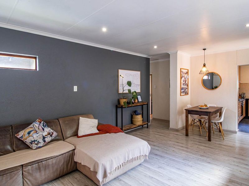 3 Bedroom, 2 Bathroom Home in Secure Complex - Photo 10