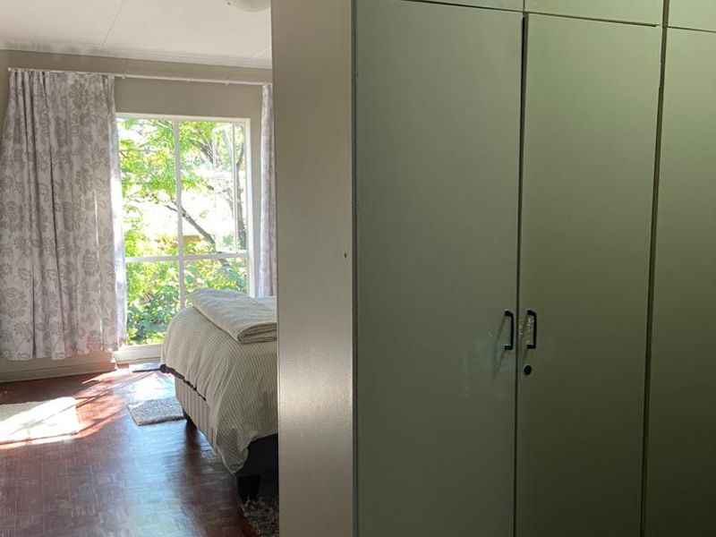 A LOVELY ONE BEDROOM APARTMENT - Photo 9