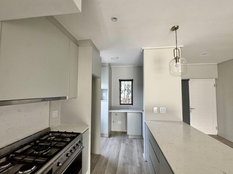 3 Bedroom House To Rent in Klein Parys - Photo 4