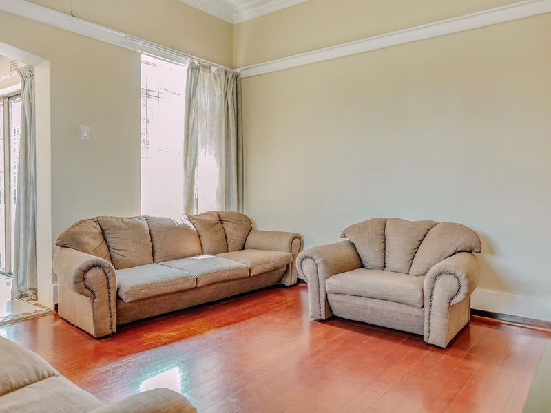 Investment, 3 Bedroom, 2 Bath - Photo 7