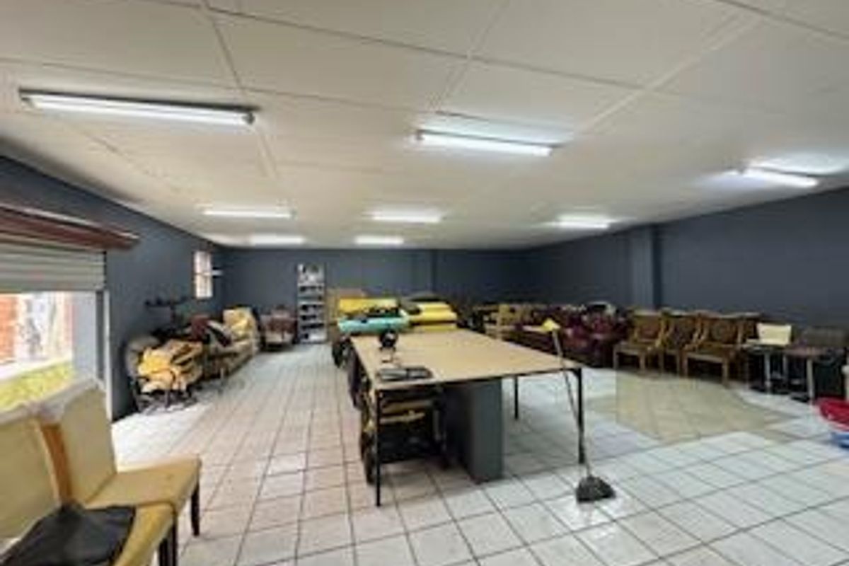 Prime 280m2 Retail Space in High-Traffic Pretoria North! - Photo 2