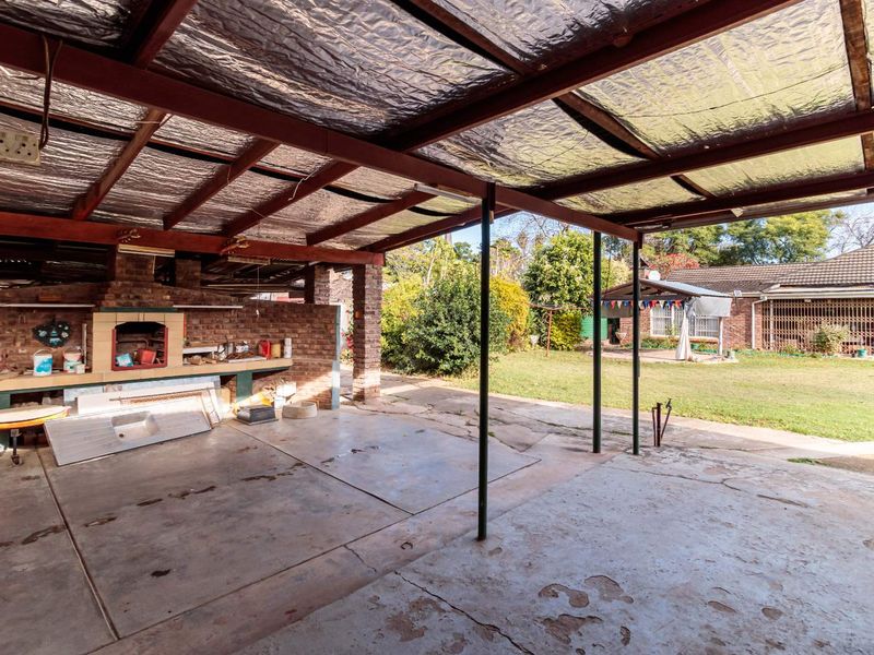 KIRKWOOD R1,680,000 - Photo 4