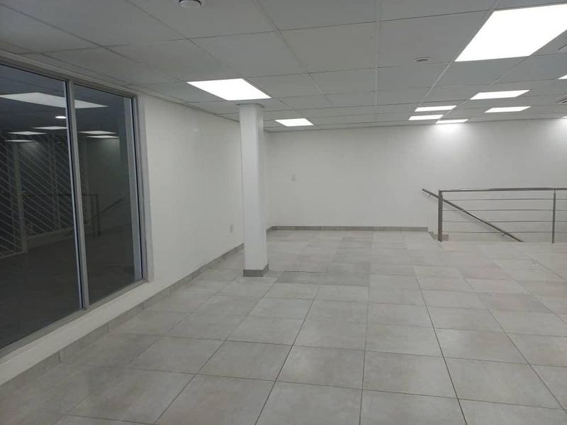 AAA Office Space to Rent - Photo 3