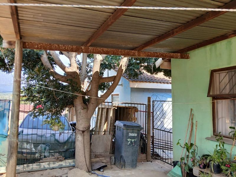 Charming 2 bedroom property available in Smartie Town, Groenheuwel, - Photo 2